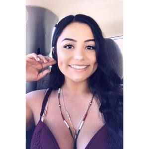 Meet your Posher, Andrea